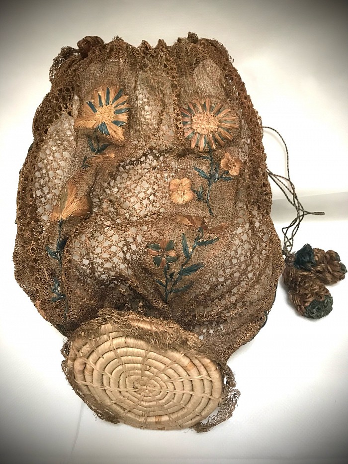 Pineapple fiber pineapple shaped purse, made for export 1800