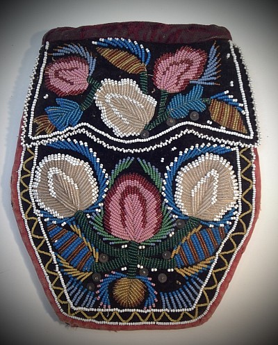 Iroquois beaded purse late 1800s